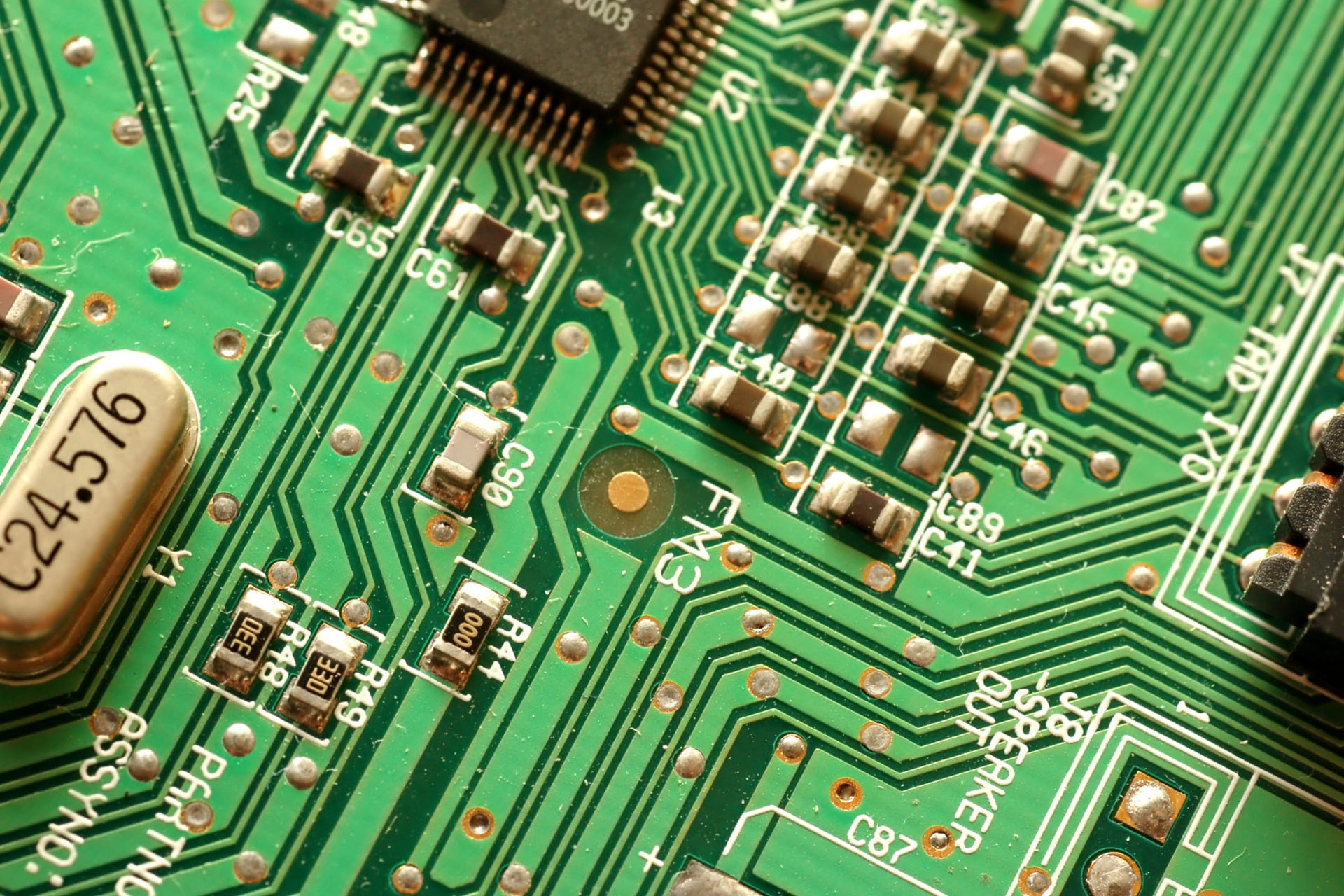 循環型の前工程とは？半導体製造を支える見えないプロセス